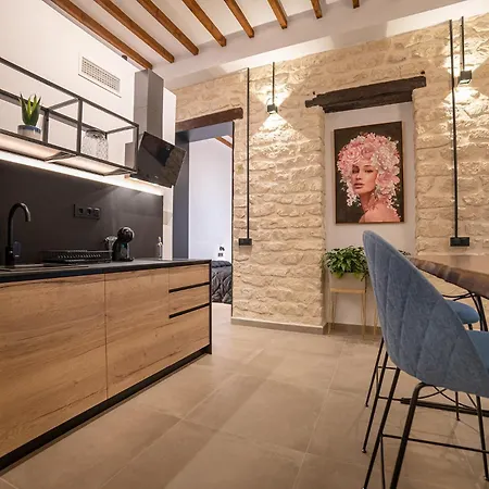 Apartamentos Loliqui Centro Alicante Zimmer foto