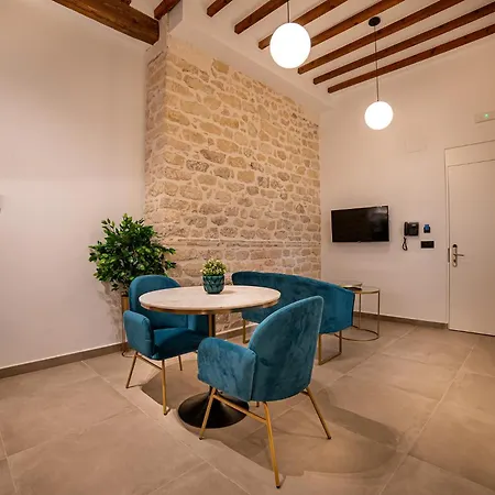 Apartamentos Loliqui Centro Alicante Zimmer foto